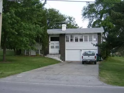 2161 E Sheffer Rd, Aurora, IL 60504 photo 1
