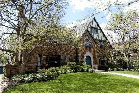 530 Jackson Ave, River Forest, IL 60305 photo 1