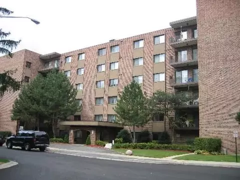 1702 Mill St #505, Des Plaines, IL 60016 photo 1