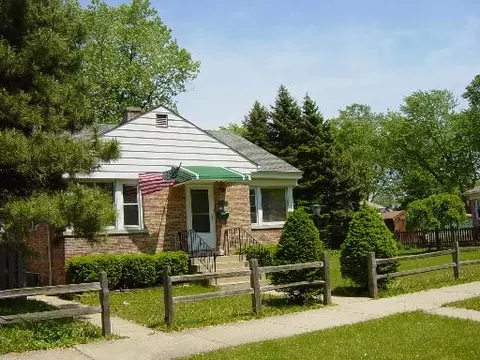 3237 Grand Blvd, Brookfield, IL 60513 photo 1