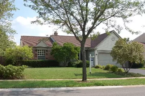 595 Equestrian Dr, Wheeling, IL 60090 photo 1