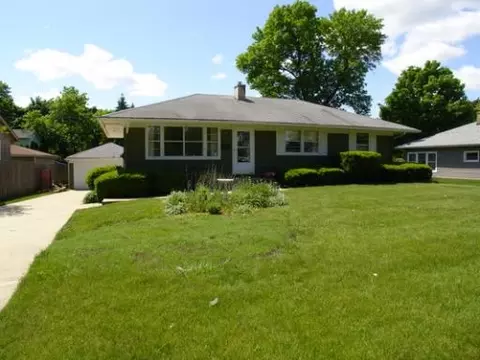 504 Pershing Ave, Wheaton, IL 60187 photo 1