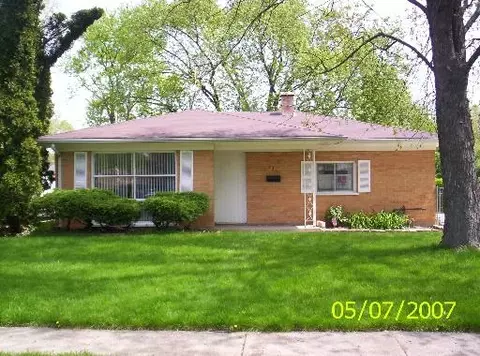 231 Cindy Ln, Wheeling, IL 60090 photo 1