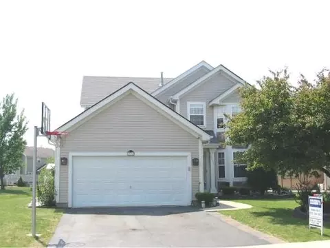 2067 Riverside Dr, Plainfield, IL 60586 photo 1