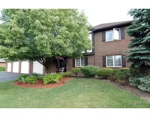 255 Windsor Ln #C, Willowbrook, IL 60527 photo 1