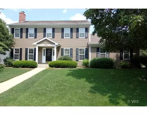 2114 Fall Brook Dr, Naperville, IL 60565 photo 1