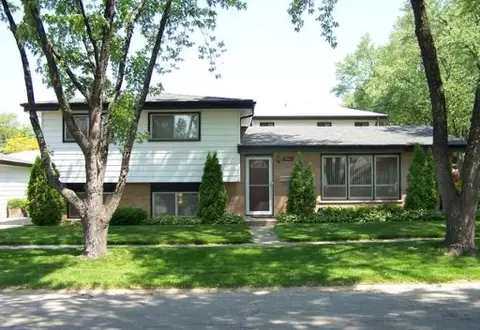 346 Mors Ave, Wheeling, IL 60090 photo 1