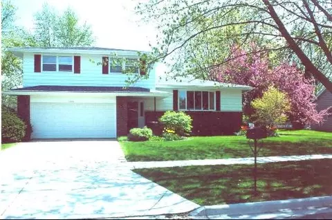 Undisclosed, Elgin, IL 60123 photo 1
