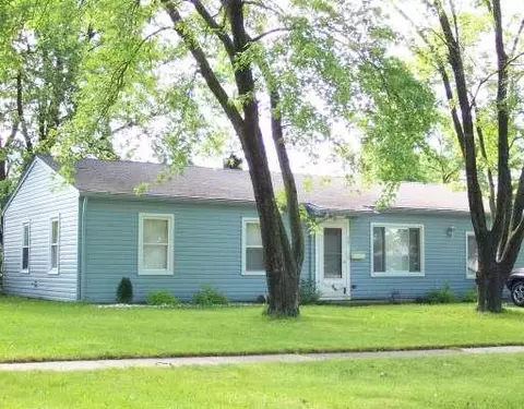 421 Cedarcrest, Streamwood, IL 60107 photo 1