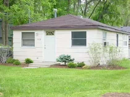 930 W Juneau Rd, Bloomfield, WI 53128 photo 1