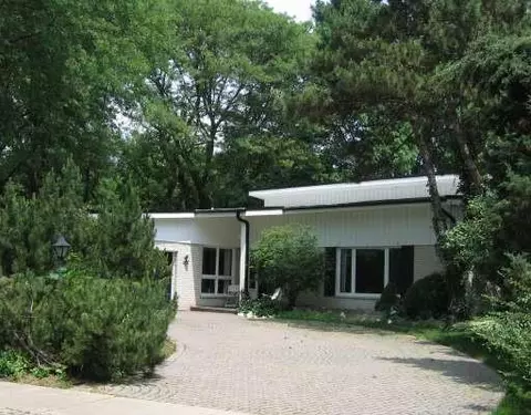 1820 Silver Willow Rd, Glenview, IL 60025 photo 1