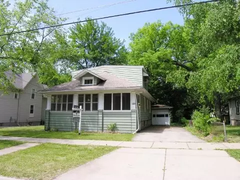 1120 Hill Ave, Elgin, IL 60120 photo 1