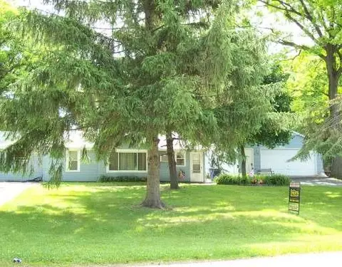 540 S Calhoun St, Aurora, IL 60505 photo 1