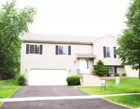 259 Lincoln Dr, Bartlett, IL 60103 photo 1