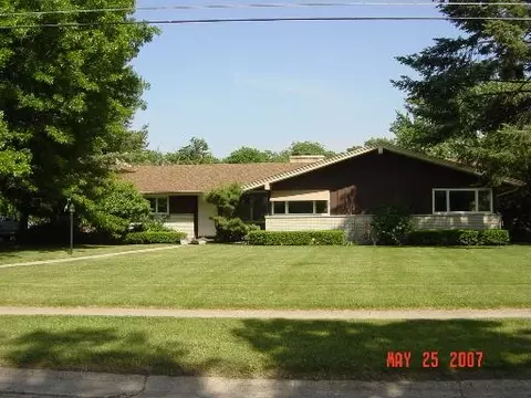 Undisclosed, Elgin, IL 60123 photo 1