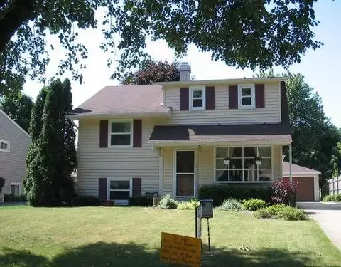 1422 E Lowden, Wheaton, IL 60187 photo 1