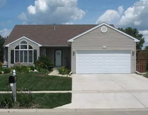 2313 Grayhawk Dr, Plainfield, IL 60586 photo 1