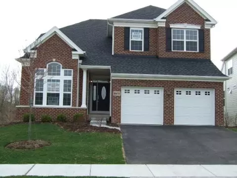 3875 Kingsmill Dr, Elgin, IL 60124 photo 1