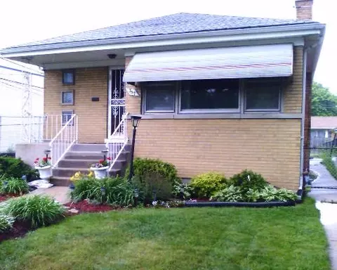 359 E 167th St, Harvey, IL 60426 photo 1