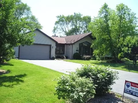 1810 Brixham, Johnsburg, IL 60050 photo 1