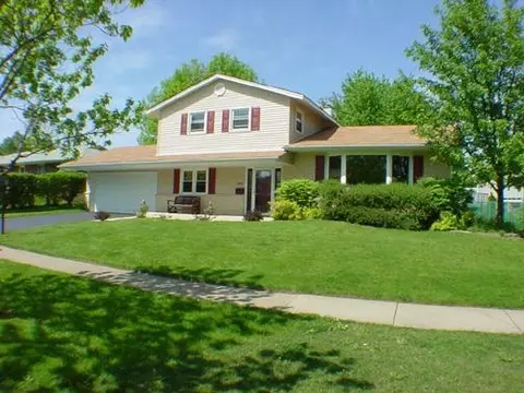 806 Concord Ln, Hoffman Estates, IL 60192 photo 1