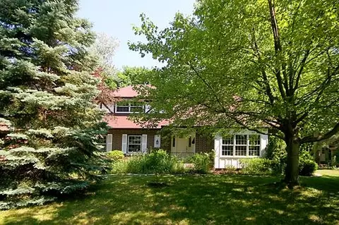 25 W652 Red Maple Ln, Wheaton, IL 60187 photo 1