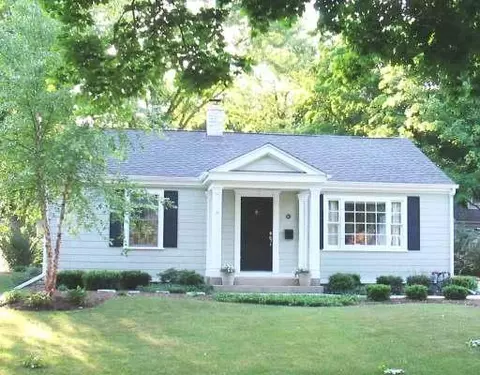 141 S Prospect St, Wheaton, IL 60187 photo 1