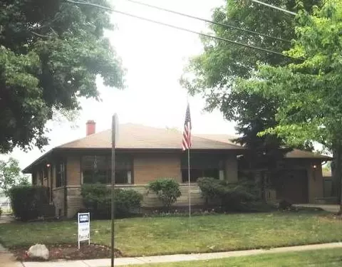 5838 Bohlander St, Berkeley, IL 60163 photo 1