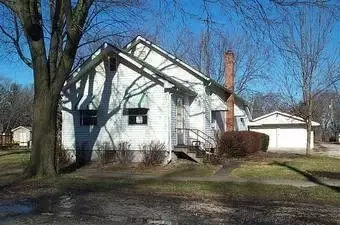1002 Park St, Mazon, IL 60444 photo 1