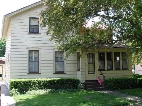 322 Bevier Pl, Aurora, IL 60505 photo 1