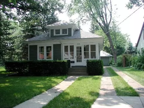 3809 Grove St, Mchenry, IL 60050 photo 1