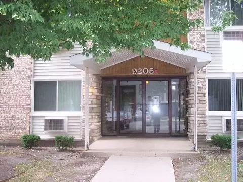 9205 Bumble Bee Dr #1C, Des Plaines, IL 60016 photo 1