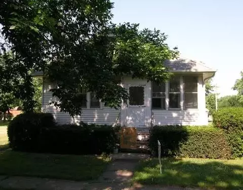 412 Prairie Ave, Beecher, IL 60401 photo 1