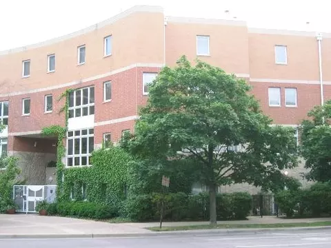 1889 Maple Ave #W4, Evanston, IL 60201 photo 1