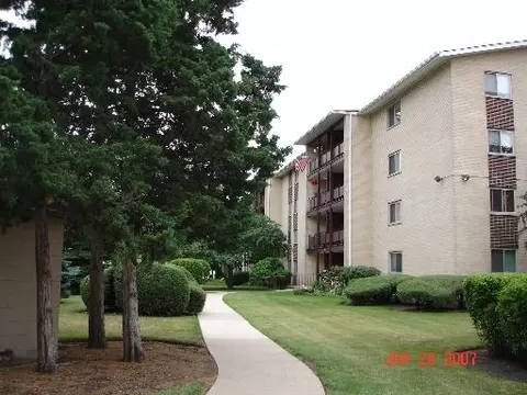 Undisclosed, Des Plaines, IL 60016 photo 1