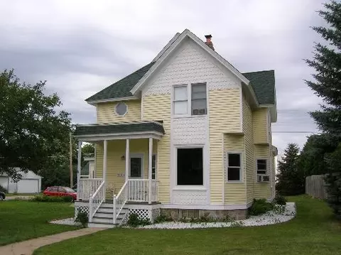 9801 Main St, Hebron, IL 60034 photo 1