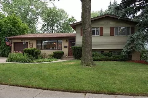 606 S Albert, Mount Prospect, IL 60056 photo 1