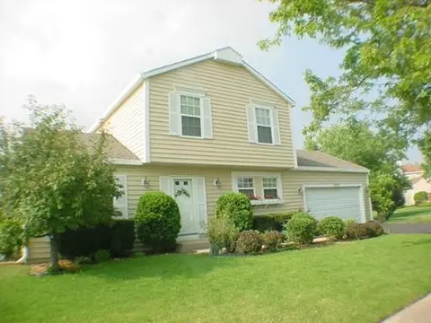 1357 Carleton Cir, Naperville, IL 60565 photo 1