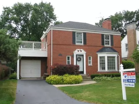 907 E Central Rd, Mount Prospect, IL 60056 photo 1