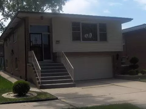 1633 E 92 St, Chicago, IL 60617 photo 1
