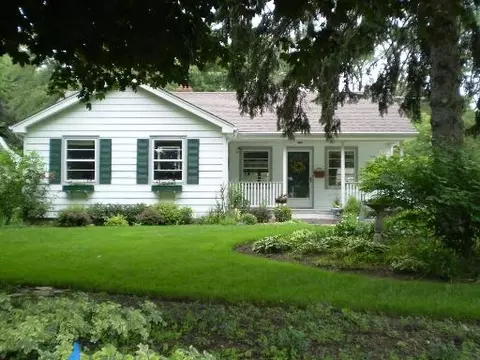 803 Evergreen St, Wheaton, IL 60187 photo 1