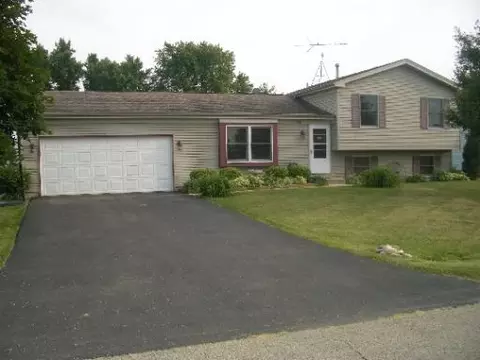 12211 Jacob Ave, Hebron, IL 60034 photo 1