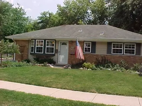 321 Waldmann Dr, Park Forest, IL 60466 photo 1