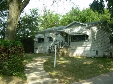 3938 Blackstone Dr, Markham, IL 60426 photo 1
