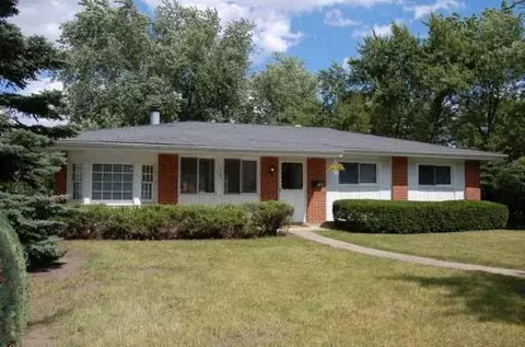 1325 Dennison Rd, Hoffman Estates, IL 60169 photo 1