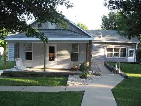 315 E 6th St, Spring Valley, IL 61362 photo 1