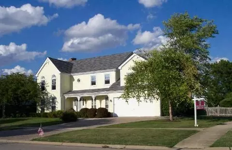 2061 Burnham Pl, Wheaton, IL 60187 photo 1