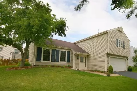 310 E Sheridan, Bartlett, IL 60103 photo 1