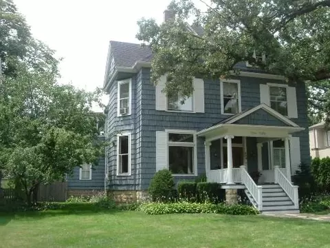 550 Thatcher Ave, River Forest, IL 60305 photo 1