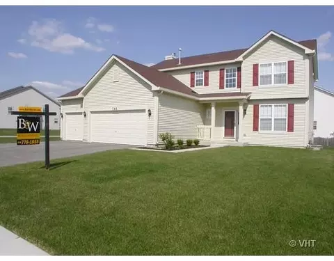 748 Eagle Brook Ln, Naperville, IL 60565 photo 1